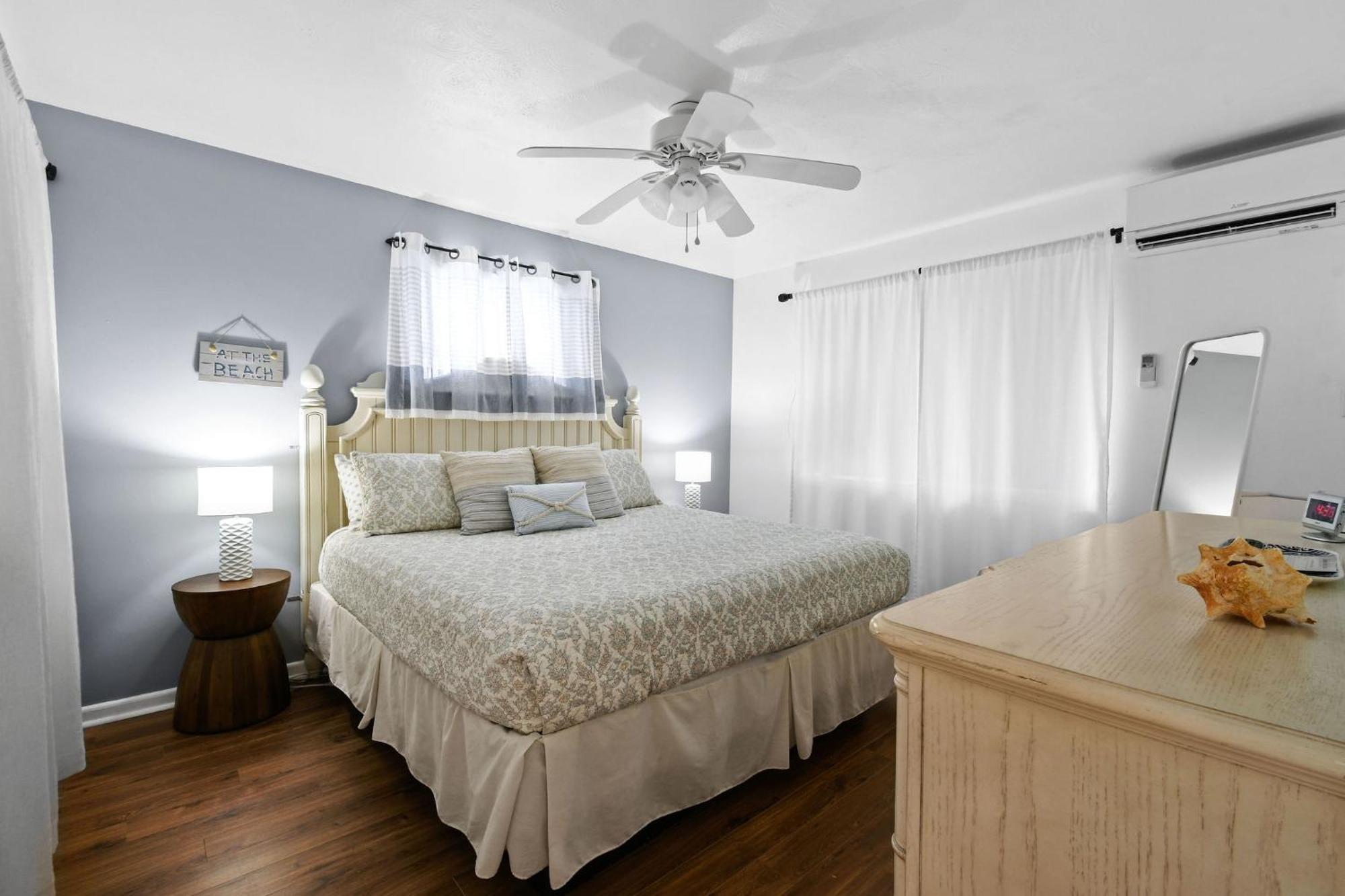 Sunshine Shores Boutique Apartments Palm Beach Shores Exteriér fotografie