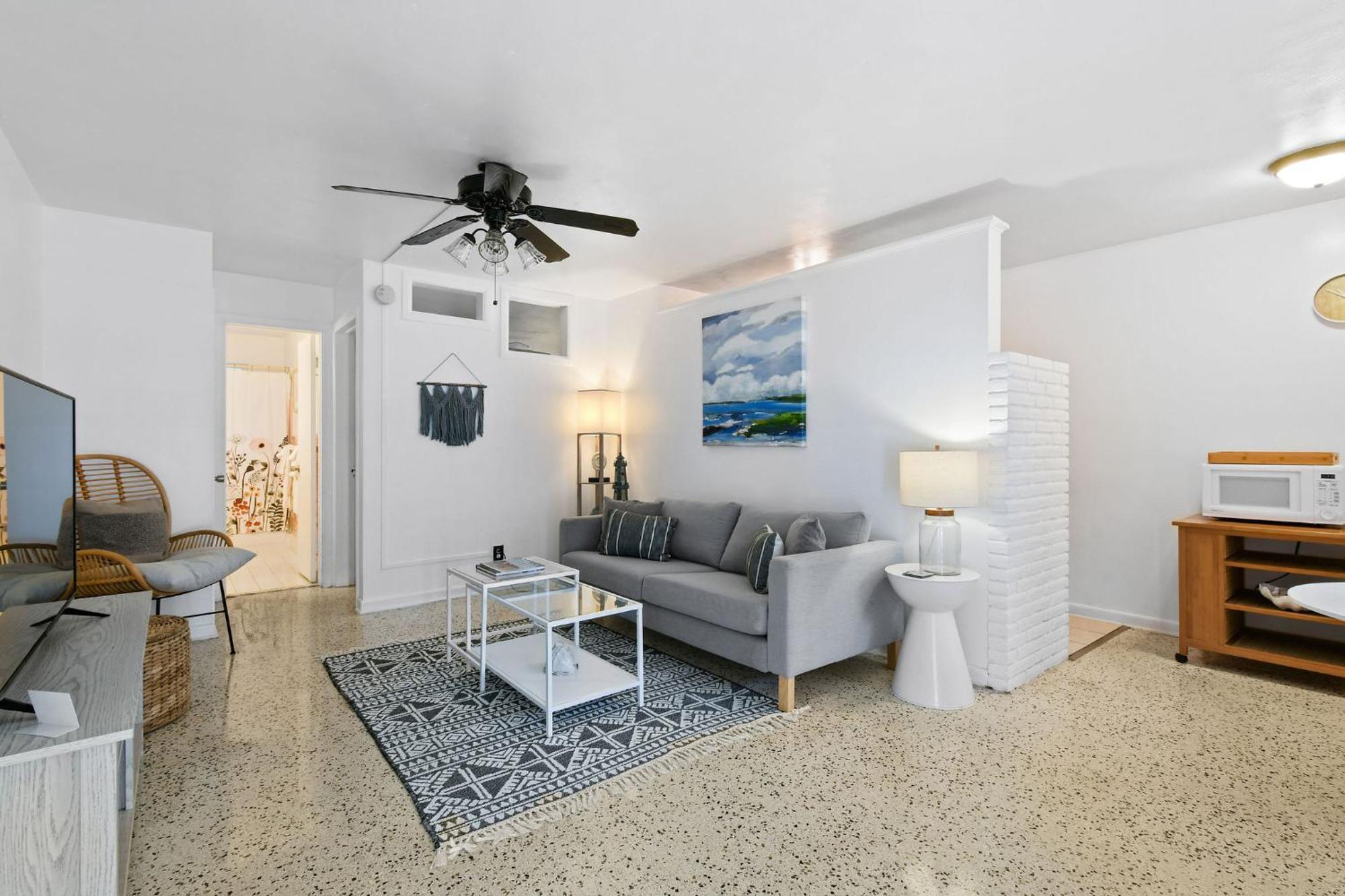 Sunshine Shores Boutique Apartments Palm Beach Shores Exteriér fotografie