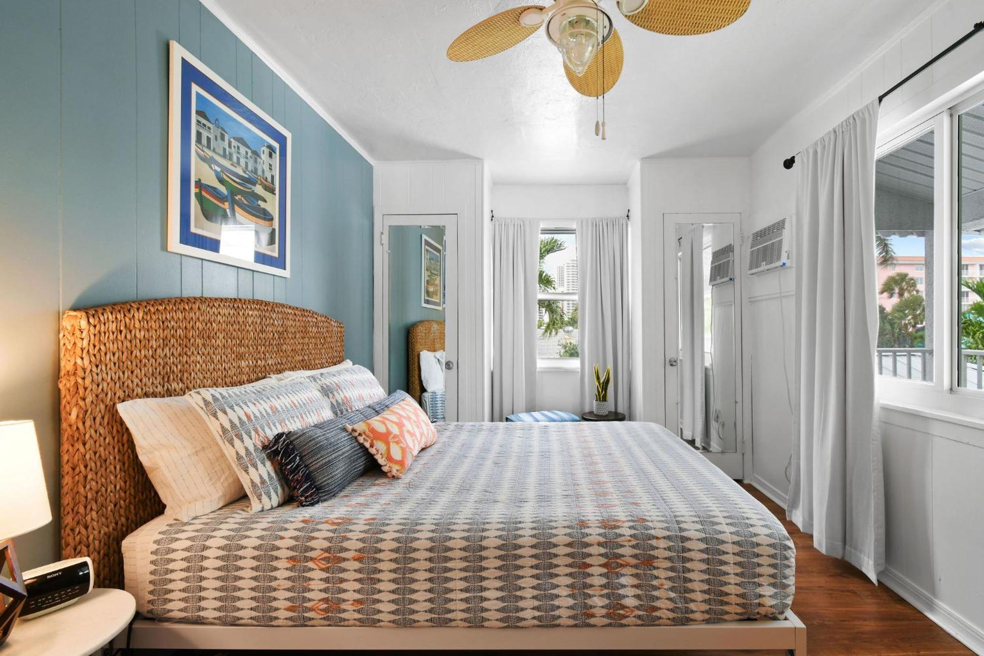 Sunshine Shores Boutique Apartments Palm Beach Shores Exteriér fotografie