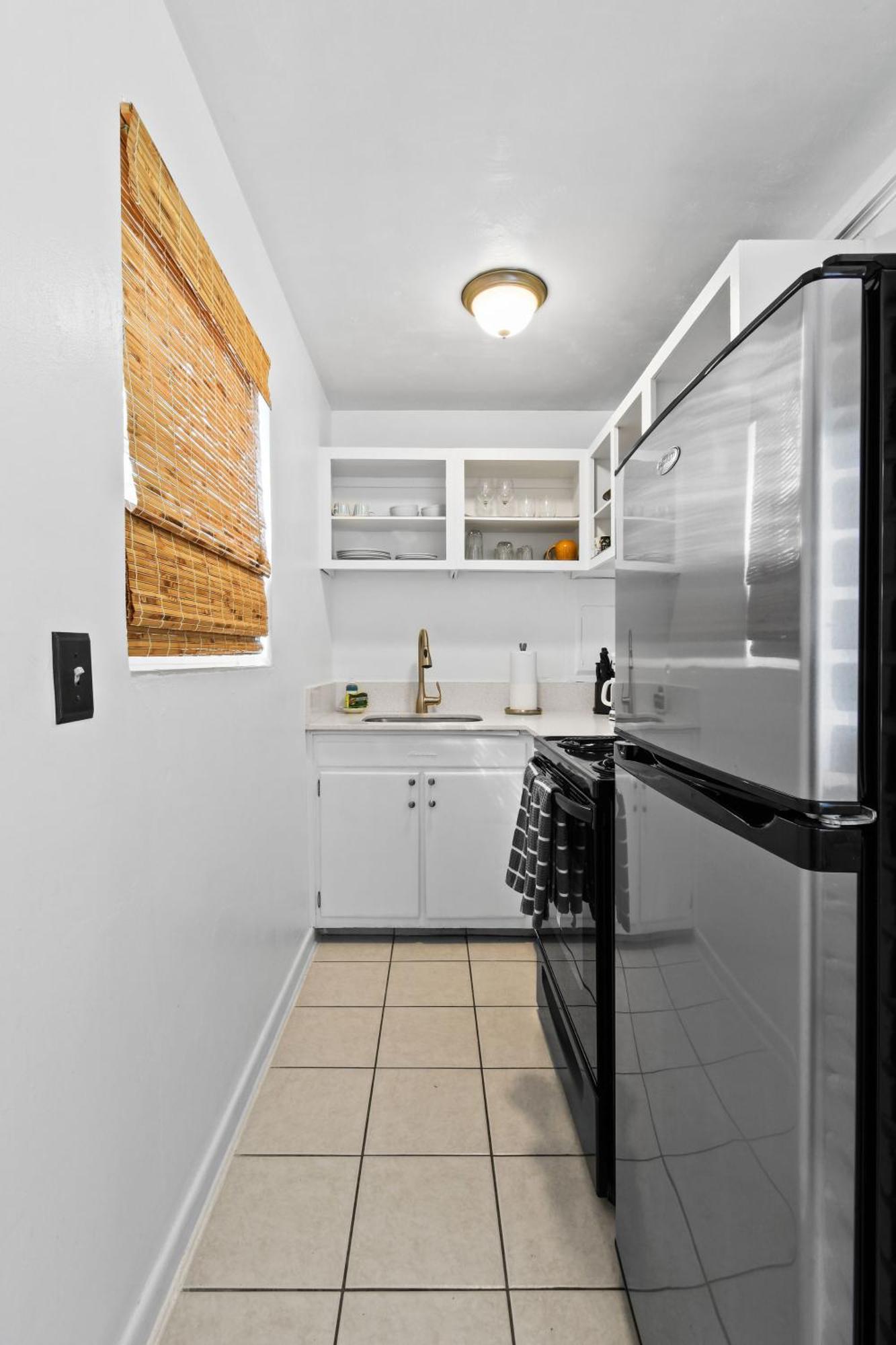 Sunshine Shores Boutique Apartments Palm Beach Shores Exteriér fotografie